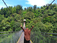 Libur Lebaran ke Jembatan Gantung Situ Gunung Sukabumi Yuk